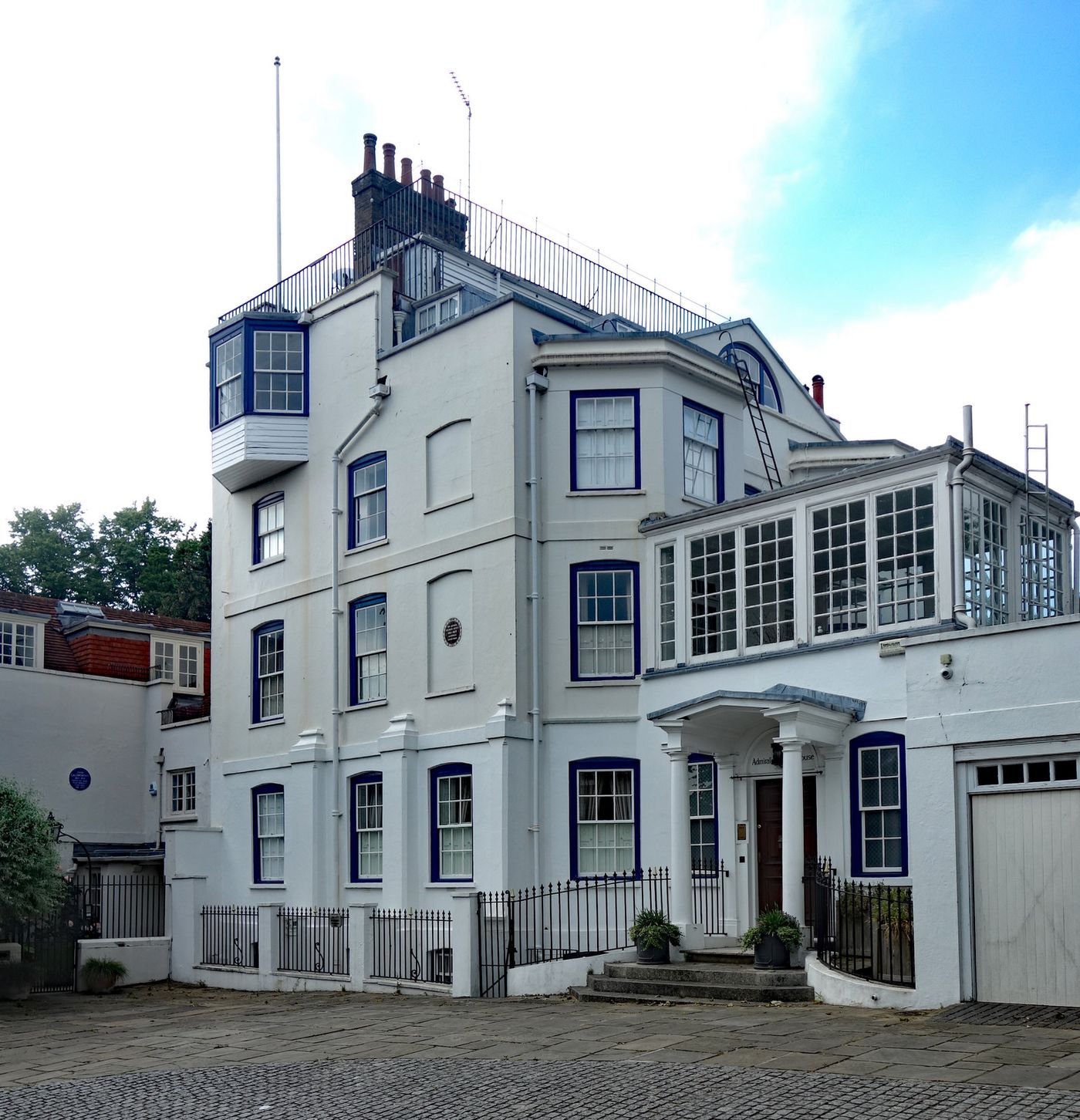 Admiral's House, Admiral's Walk